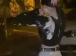 Кефирную казнь устроили в Волгограде организаторам массовой травли школьниц из-за голых снимков