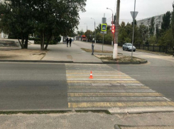  Водитель на Ниве скрылся после того как сбил 15-летнего школьника на переходе в Волгограде 