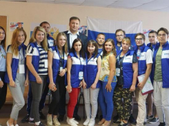 Молодежные провластные активисты объявили войну региональным властям в Волгограде