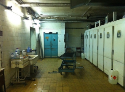 В Волгоградской области закрыли морг: не оказалось мест для хранения тел