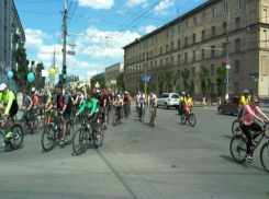 Велопарад в Волгограде собрал почти тысячу человек