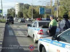 В центре Волгограда водитель на Mitsubishi сбил 53-летнюю женщину