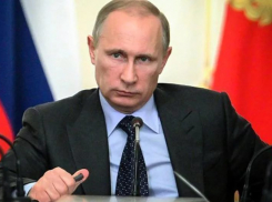 Президента России Владимира Путина проинформировали вчера вечером о скандале в Волгограде