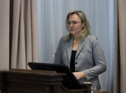 Амбициозная блондинка стала замом губернатора Андрея Бочарова