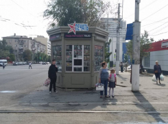 В Волгограде вновь сносят незаконные киоски и павильоны