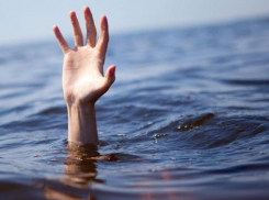 На пляже Волжского нашли обезображенный труп мужчины