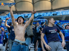 Футболисты «Ротора» ночевали в аэропорту из-за переносов рейса