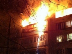 ﻿Под Волгоградом огонь унес жизни 17-летнего подростка и 76-летнего пенсионера