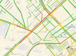 Огромная пробка парализовала Волгоград в самом сердце 