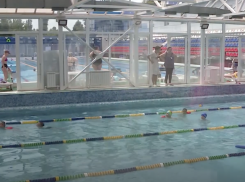 В Волгограде не нашли места для тренировки юных пловцов из обстреливаемого ДНР 