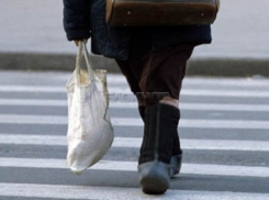 В Волгограде водитель на «Волге» сбил 65-летнего пенсионера и скрылся