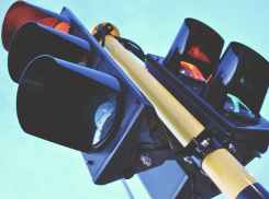 В Волжском следить за безопасностью на дорогах будут светофоры с искусственным интеллектом