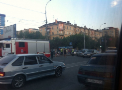 В Волгограде столкнулись «Дэу-Нексия» и «Волга»: пострадали две женщины