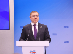 Владимир Якушев: «Единая Россия» формирует программный документ в формате всенародных обсуждений 
