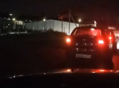 Свалку на 400 квадратов потушили в Волгограде — видео