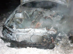 Под Волгоградом сварщики сожгли Opel