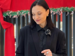 Главный цвет 2025-го года назвала стилист