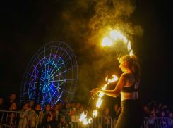 Огненным шоу и бесплатными развлечениями украсят день футбольного матча Россия-Иран в Волгограде