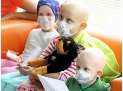 «Добрый автобус» соберет по Волгограду помощь для детей с онкологическими заболеваниями