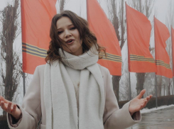 «Молитва за солдата»: песню бойцам СВО и ждущим их дома написала студентка из Волгограда