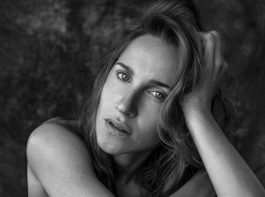 Юлия Ковальчук предложила попробовать сделать жизнь лучше