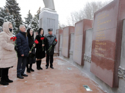 Убитого в Волгограде полицейского Владимира Тафинцева наградили посмертно 