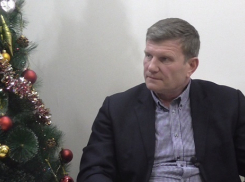 Олег Савченко сравнил губернатора с клячей из анекдота, которая « не шмогла»