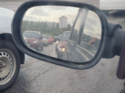  Ехал со Спартановки до Волжского 2,5 часа: волгоградский водитель рассказал об ужасах пробки на ГЭС