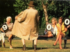 Молодая волгоградка разрешила эксгибиционисту совершить задуманное, пока мужа не было рядом