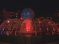 Новый световой фонтан открылся в Волгограде