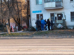 Автомобиль МВД сбил пешехода на «зебре» в Волгограде и скрылся 
