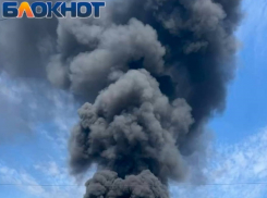 Названа причина мощного пожара в Краснооктябрьском районе Волгограда: видео