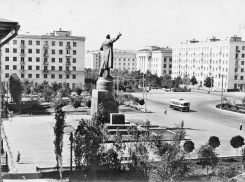 Тест: где бы вам лучше жилось, в Царицыне, Сталинграде или Волгограде 