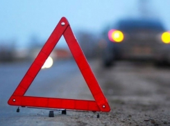 ДТП Lada Granta и тягача в Волгоградской области: один погиб, двое в больнице