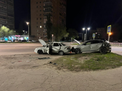 Девятимесячный, 6-летний и еще десять детей попали в ДТП  в Волгоградской области