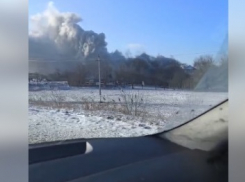 Черный занавес из дыма: в Волгоградской области в Рождество сгорело кафе 