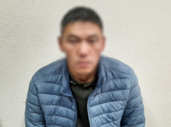 В Волгограде отправили под арест 35-летнего мужчину, который залил водку в Вечный огонь
