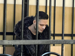 Оскорблявший бойцов СВО стример из Волгограда расплакался после приговора