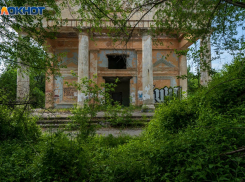 Забытое наследие советской эпохи: показываем заброшенные парки Волгограда