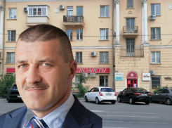 Установленный в подъезде унитаз и другие шалости волгоградского депутата рассмотрели проверки после публикации «Блокнота» 