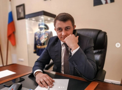 В Волгограде приписываемый депутату Госдумы тг-канал прочит отставку губернатору и поносит единороссов