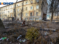 Главу Кировского района Волгограда жители позвали на экскурсию по темным улицам