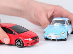 Владельцы «убитых» легковушек ради страховки инсценировали ДТП в Волгоградской области 