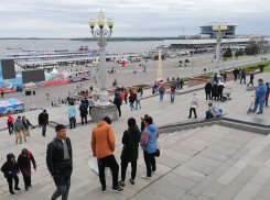 В Волгограде перенесли начало авиашоу