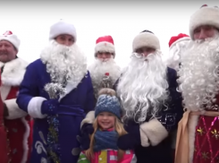 Недетский интерес: кто круче - Санта Клаус или Дед Мороз?