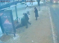 Спасение юноши военным попало на видео в Волгограде
