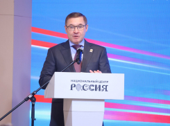 Владимир Якушев предложил организовать в рамках «Женского движения Единой России» конкурс лучших социальных практик