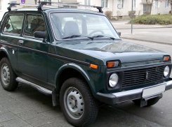 Под Волгоградом из-за Toyota Land Cruiser пострадала пассажирка «Нивы»
