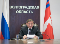 В Волгоградской области к марту откажутся от коронавирусных запретов