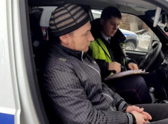 Дерзкого водителя Mercedes, сбившего 13-летнего школьника в Волгограде, арестовали